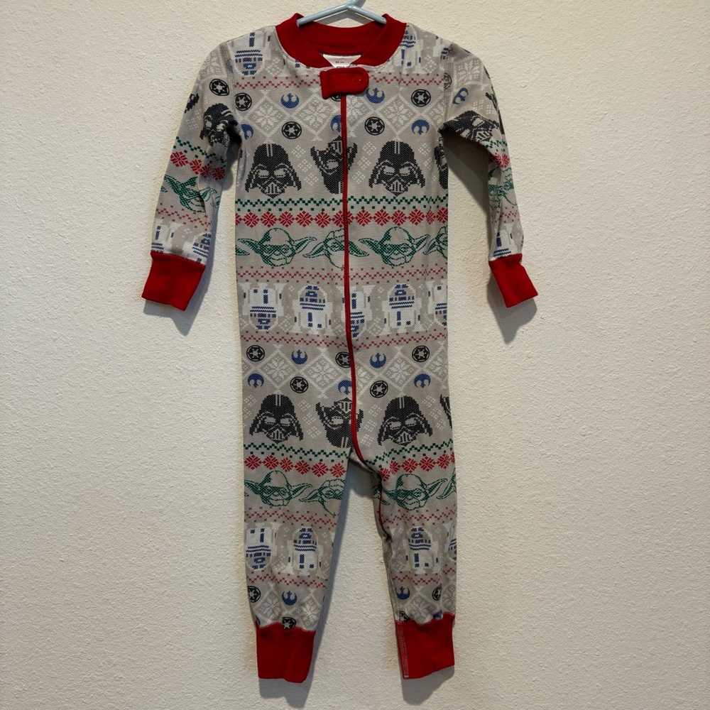 Hanna Andersson Star Wars Kids Pajamas christmas Red and Gray